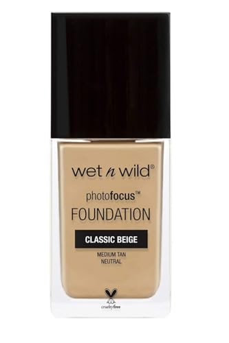 Wet n Wild - Photo Focus Foundation MATTE - Base con Fórmula Avanzada - Piel y Maquillaje Impecables para la Cámara y Sin Brillos Blancos, Fórmula Matificante - Vegano - Classic Beige - 1 Unidad